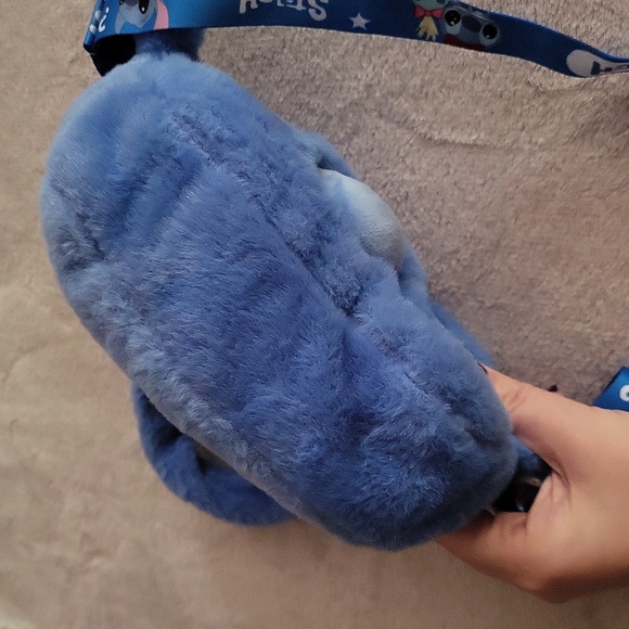 Stitch Doll Crossbody Bag - Picture 12 of 13